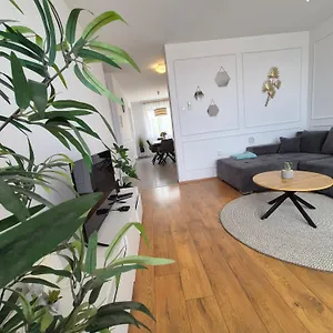 Apartman Victory Sea View